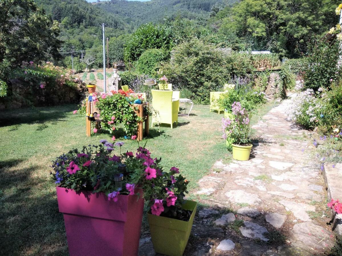 Un Petit Coin De Paradis Gluiras Exterior photo
