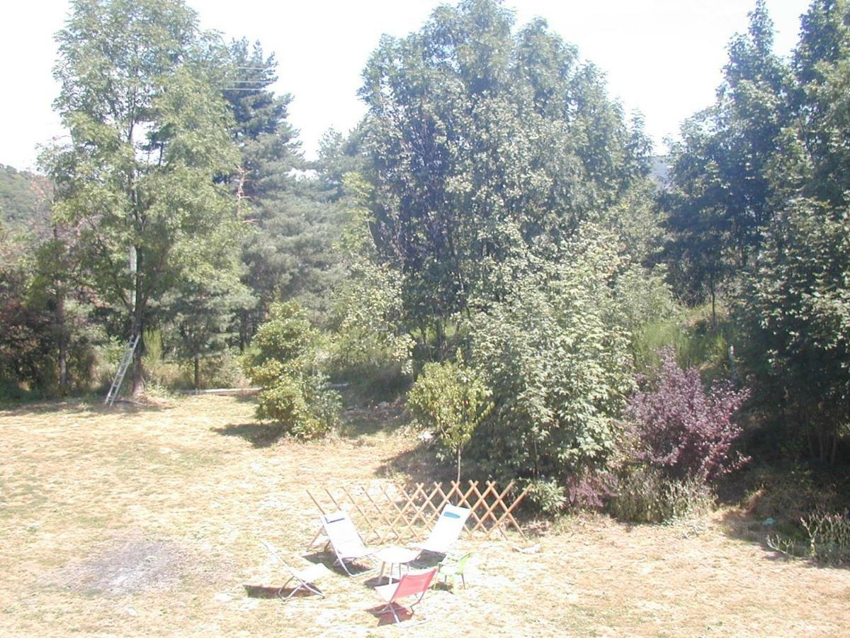 Un Petit Coin De Paradis Gluiras Exterior photo